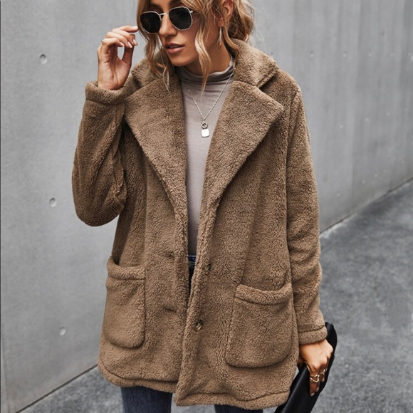 Bellanblue Jackets & Blazers - Warm khaki comfy button pocket teddy jacket coat